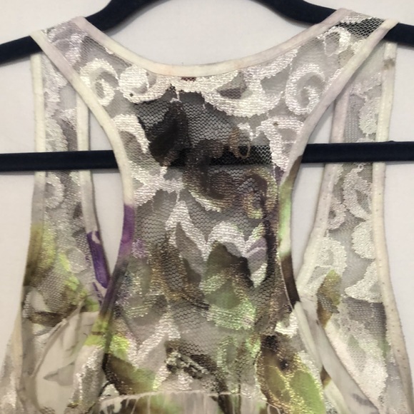 Crimson Ivy Floral High/Low Beaded Racerback Tank Top Blouse Size Small - Picture 8 of 12